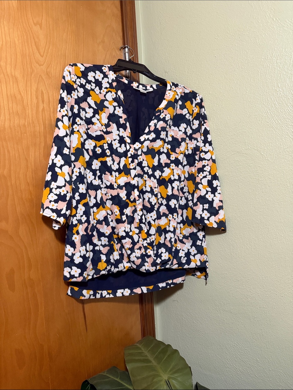 cooper & ella Navy Floral Split-Neck Blouse with Puff Sleeves
